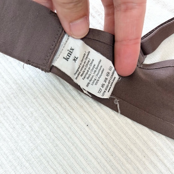 Knix Women's Infinity Bra in Plum Truffle - Picture 5 of 9